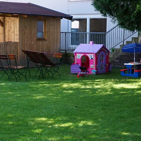 Goesserhof Oda ve Kahvaltı 3*