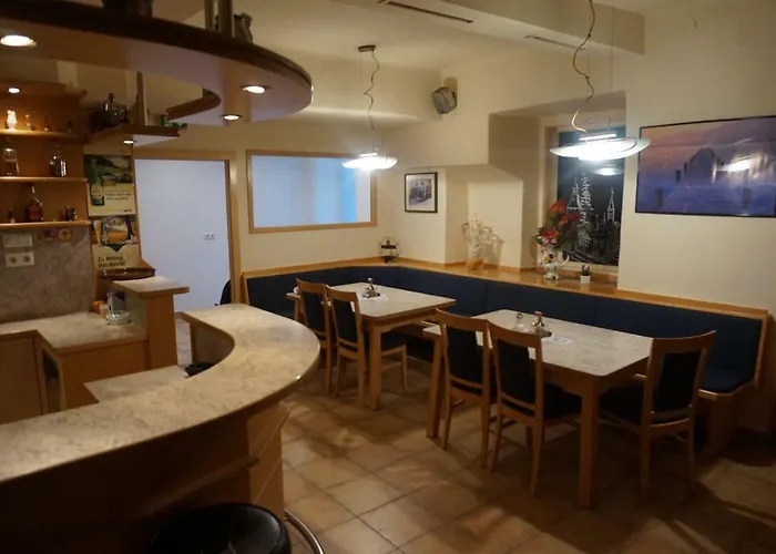 فندق مبيت وإفطار Goesserhof لوبن