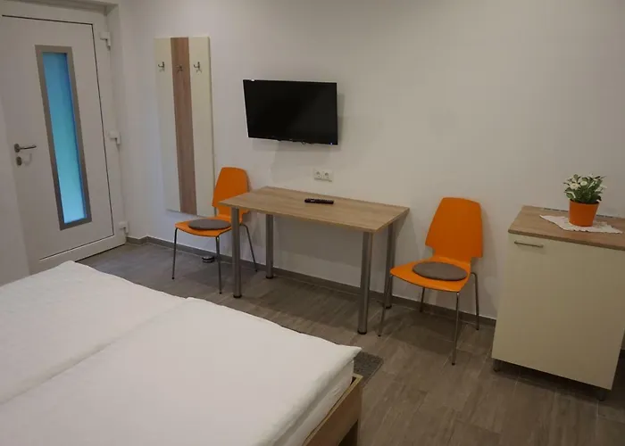 فندق مبيت وإفطار Goesserhof لوبن