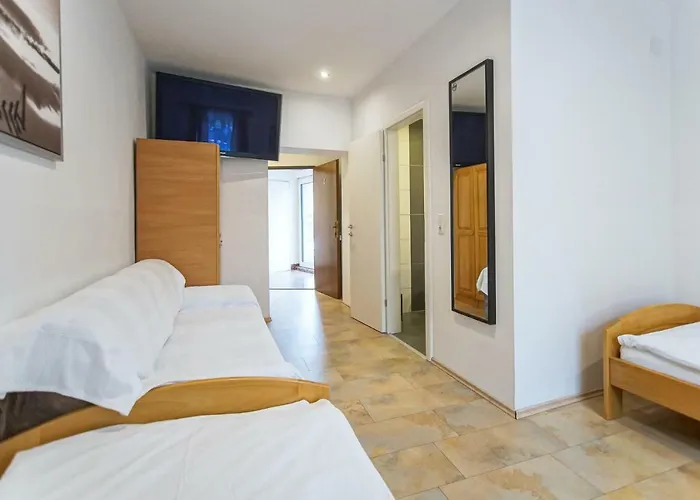 فندق مبيت وإفطار Goesserhof لوبن